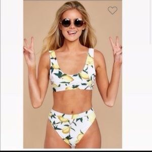 Dippin’ Daisy Lemon Triangle Cheeky Bikini Set- Size Large